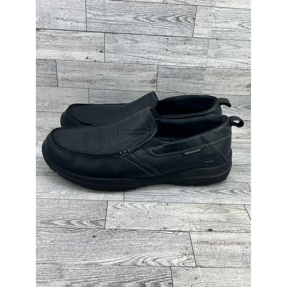 Skechers relaxed fit
